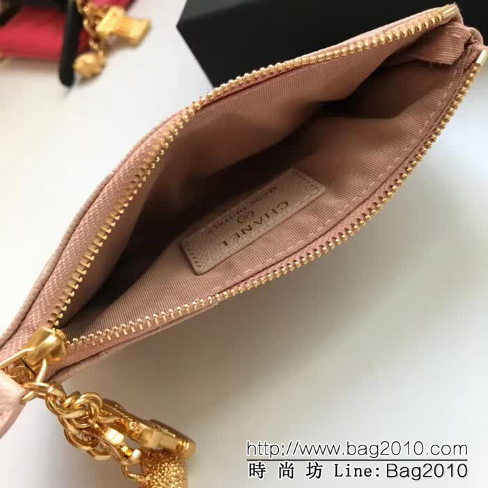 CHANEL香奈兒 頂級原單 18年早春新款系列 零錢包 顆粒壓花牛皮 神廟貓頭鷹吊墜 82365  DJC3105